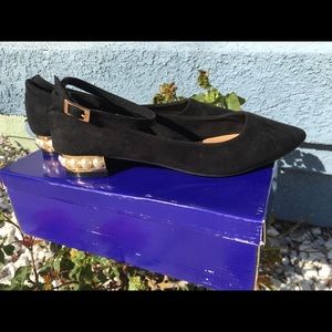 Pointed toe low heel ankle strap pearl flats